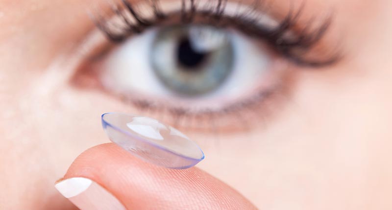 contact-lenses-insert