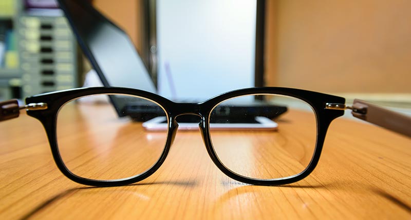 eyeglasses-eyewear-frames